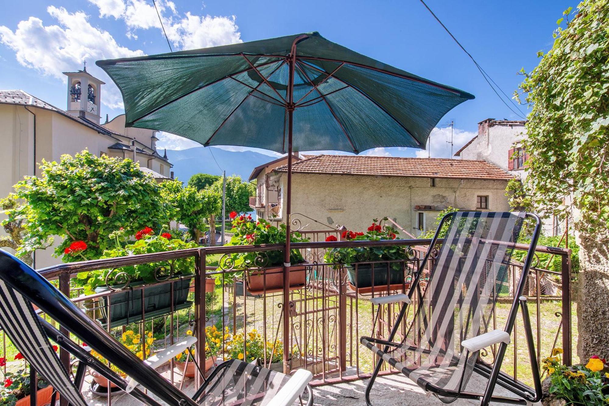 Castagno 1 Sentiero Del Viandante Appartement Bellano Buitenkant foto