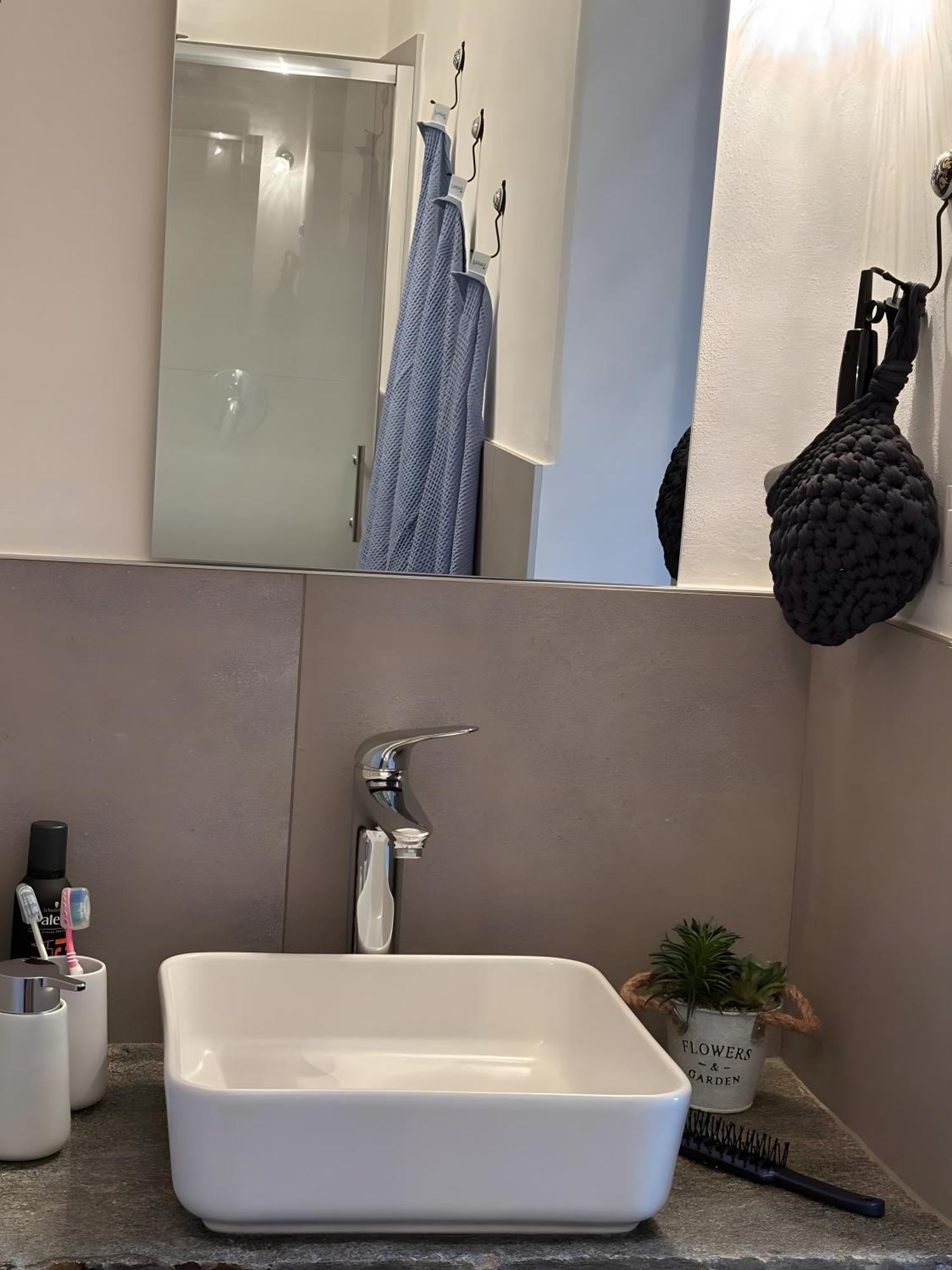 Castagno 1 Sentiero Del Viandante Appartement Bellano Buitenkant foto
