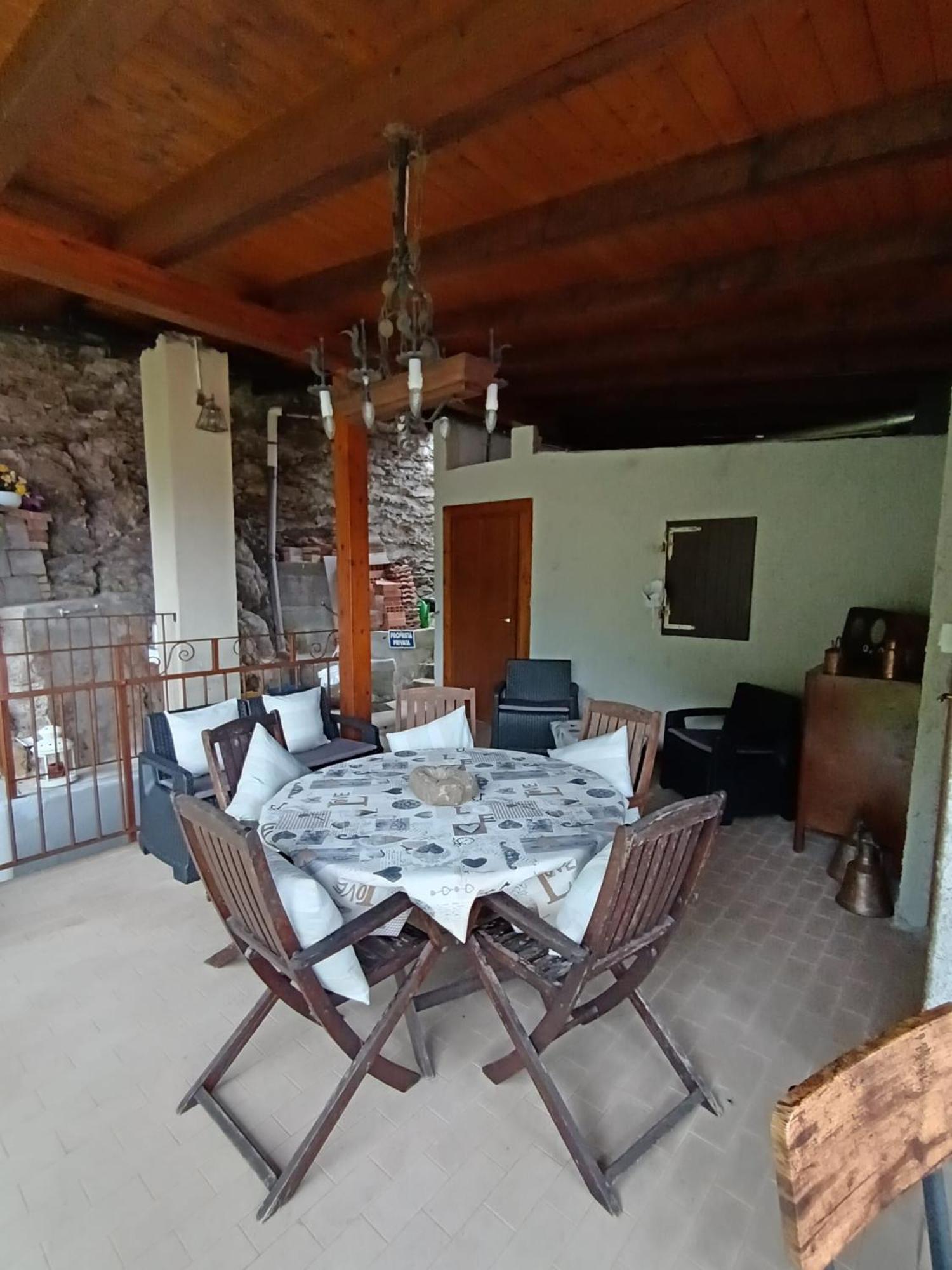 Castagno 1 Sentiero Del Viandante Appartement Bellano Buitenkant foto